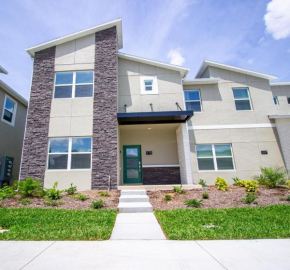Sunshine state scape 5BR, walkable to waterpark